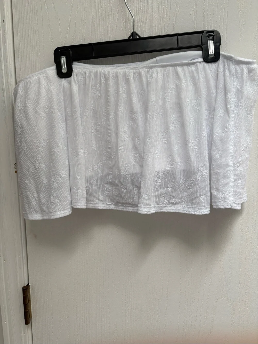 No Boundaries White Lace Mini Skirt - with shorts! Summer staple!